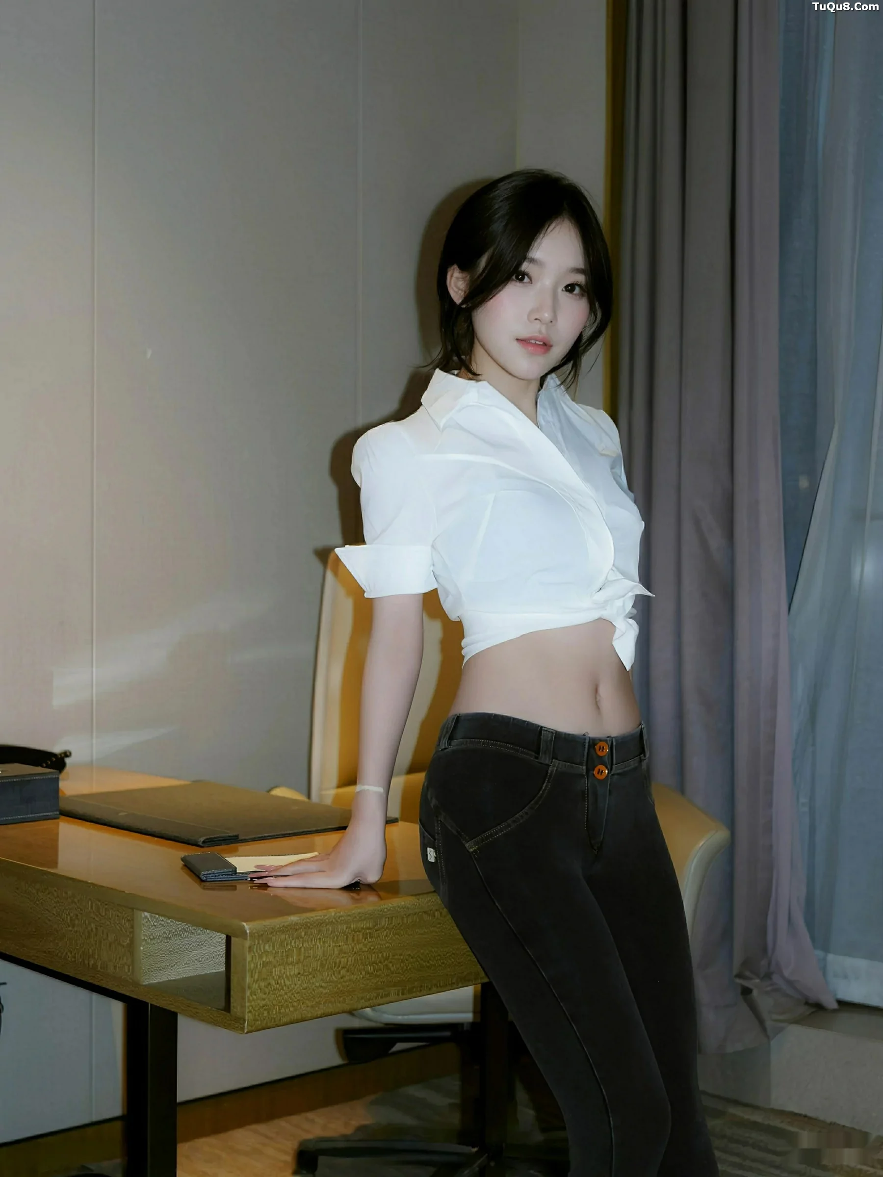 [XiuRen秀人网]第10785期汁汁写真 [76P]-001