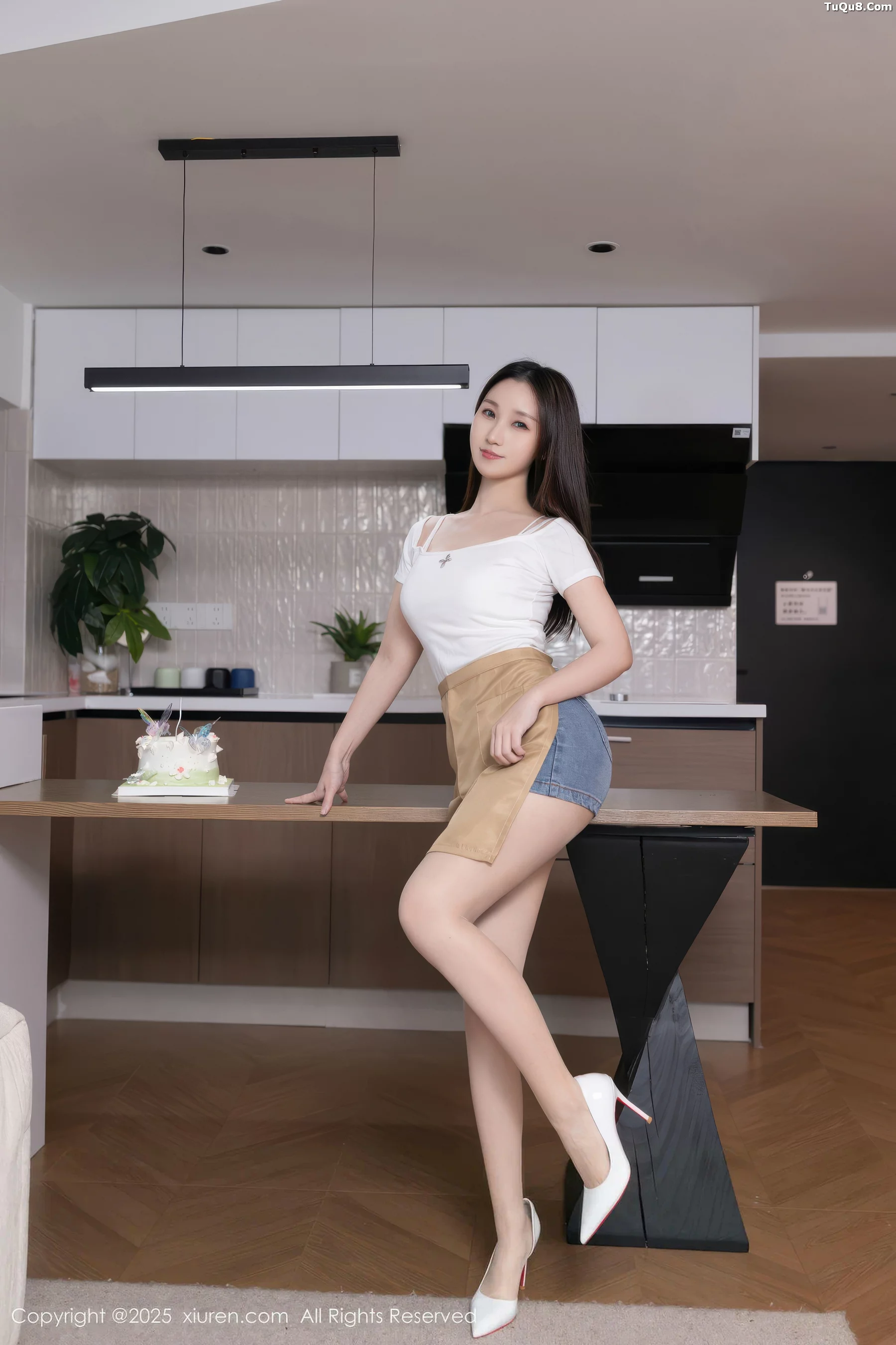 [XiuRen秀人网]第10925期杏子写真 [76P]-002