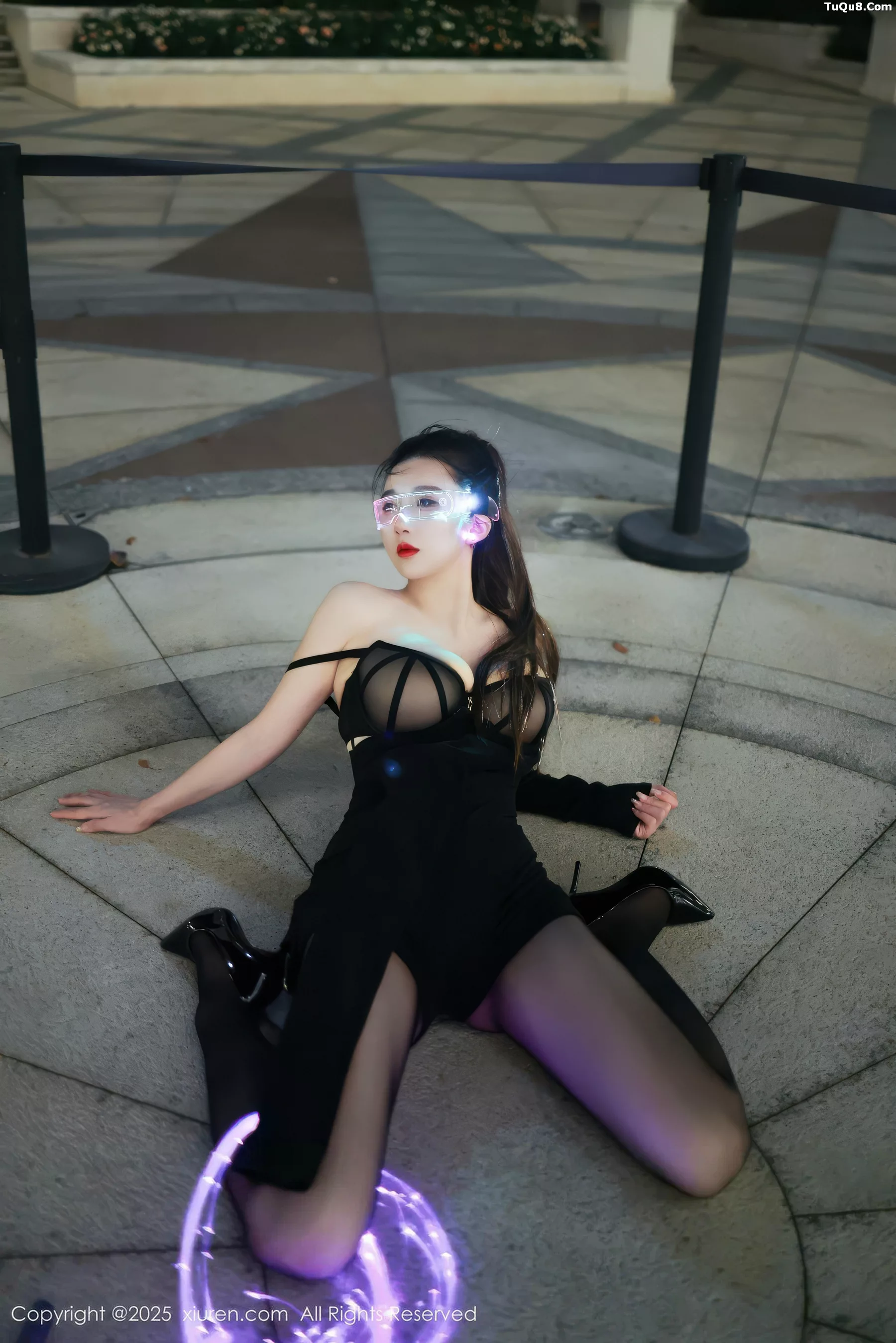 [XiuRen秀人网]第10936期小肉肉咪写真 [77P]-044