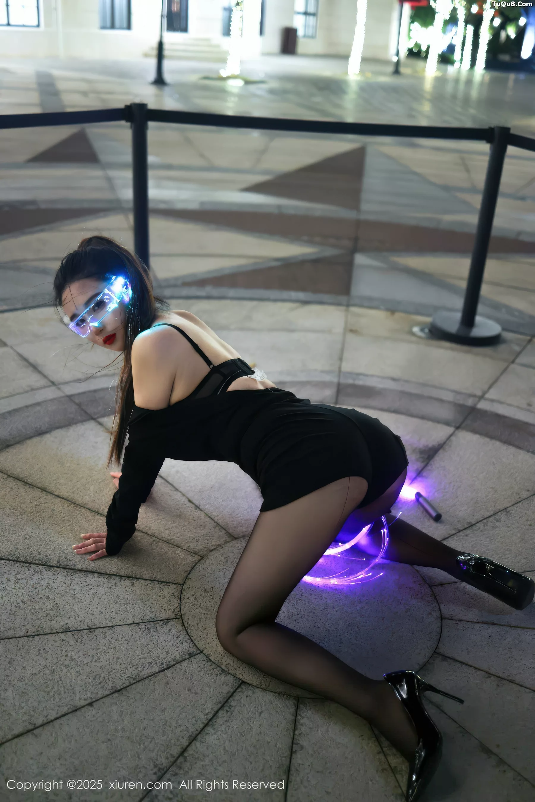 [XiuRen秀人网]第10936期小肉肉咪写真 [77P]-032