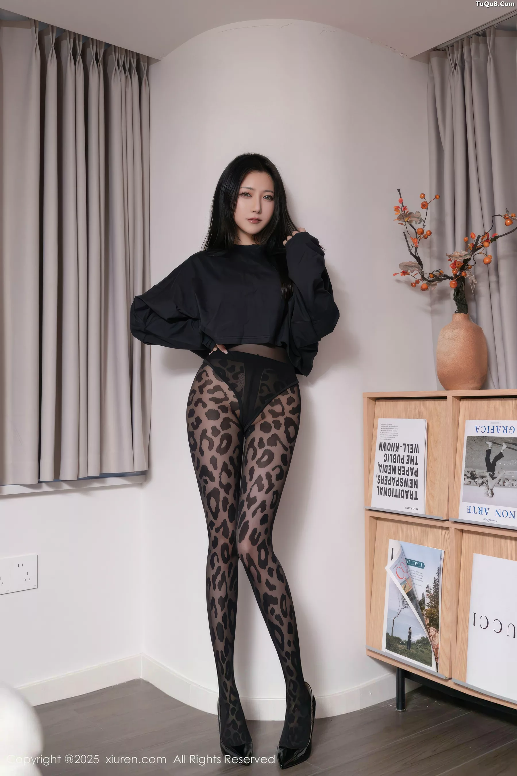 [XiuRen秀人网]第10938期鱼子酱写真 [75P]-002