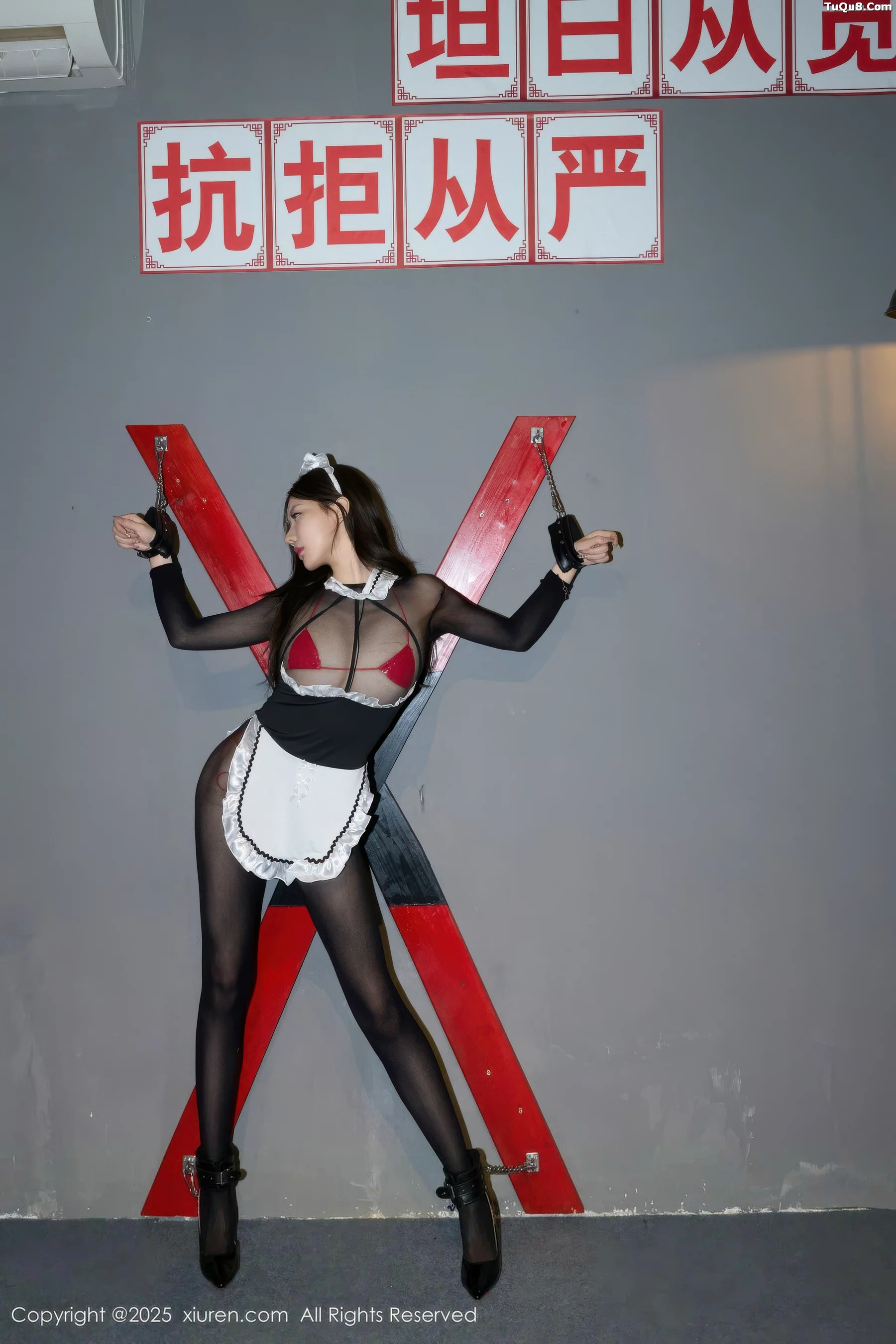 [XiuRen秀人网]第10957期尹甜甜写真 [60P]-002