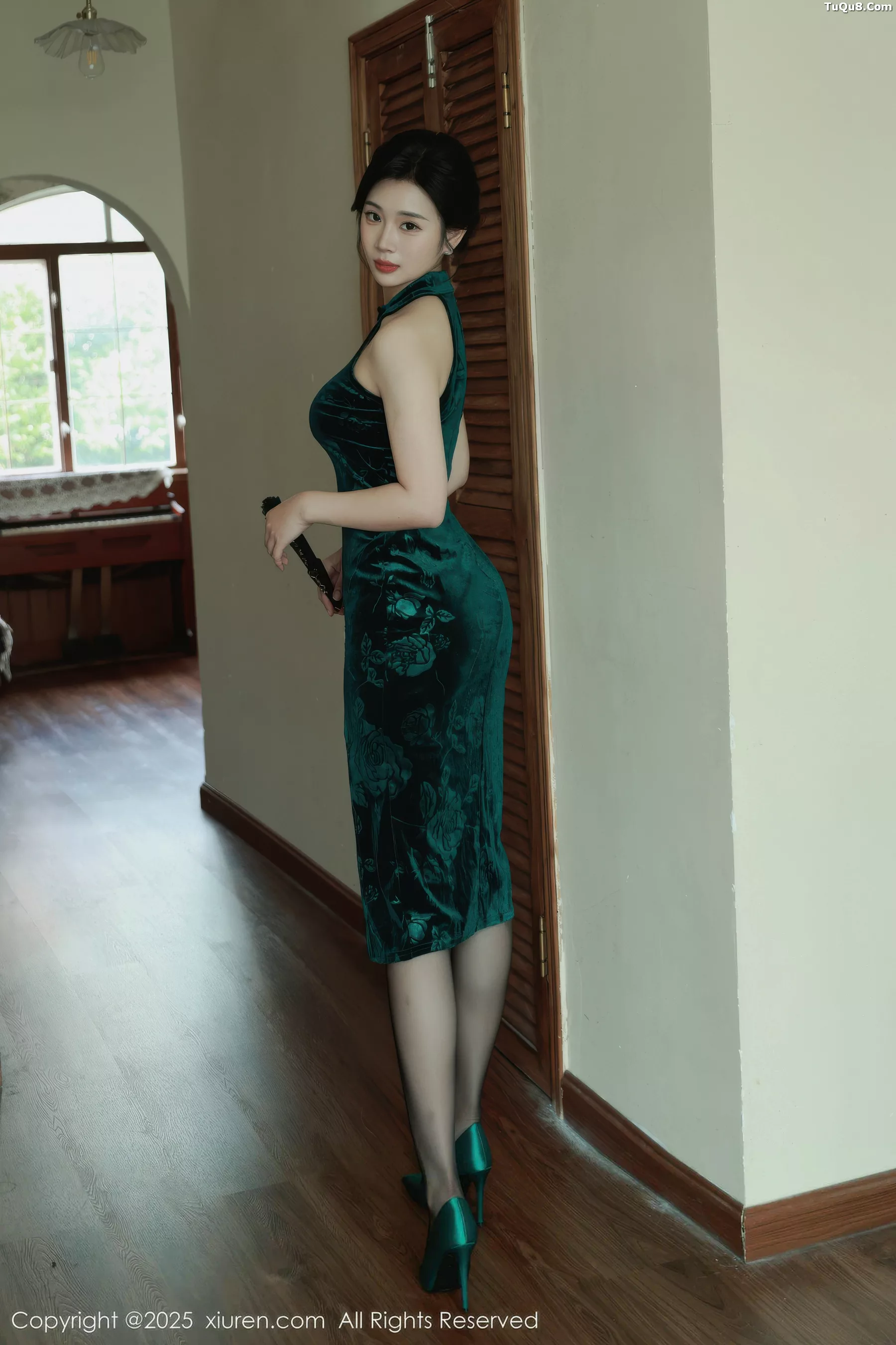 [XiuRen秀人网]第10962期南乔写真 [72P]-003