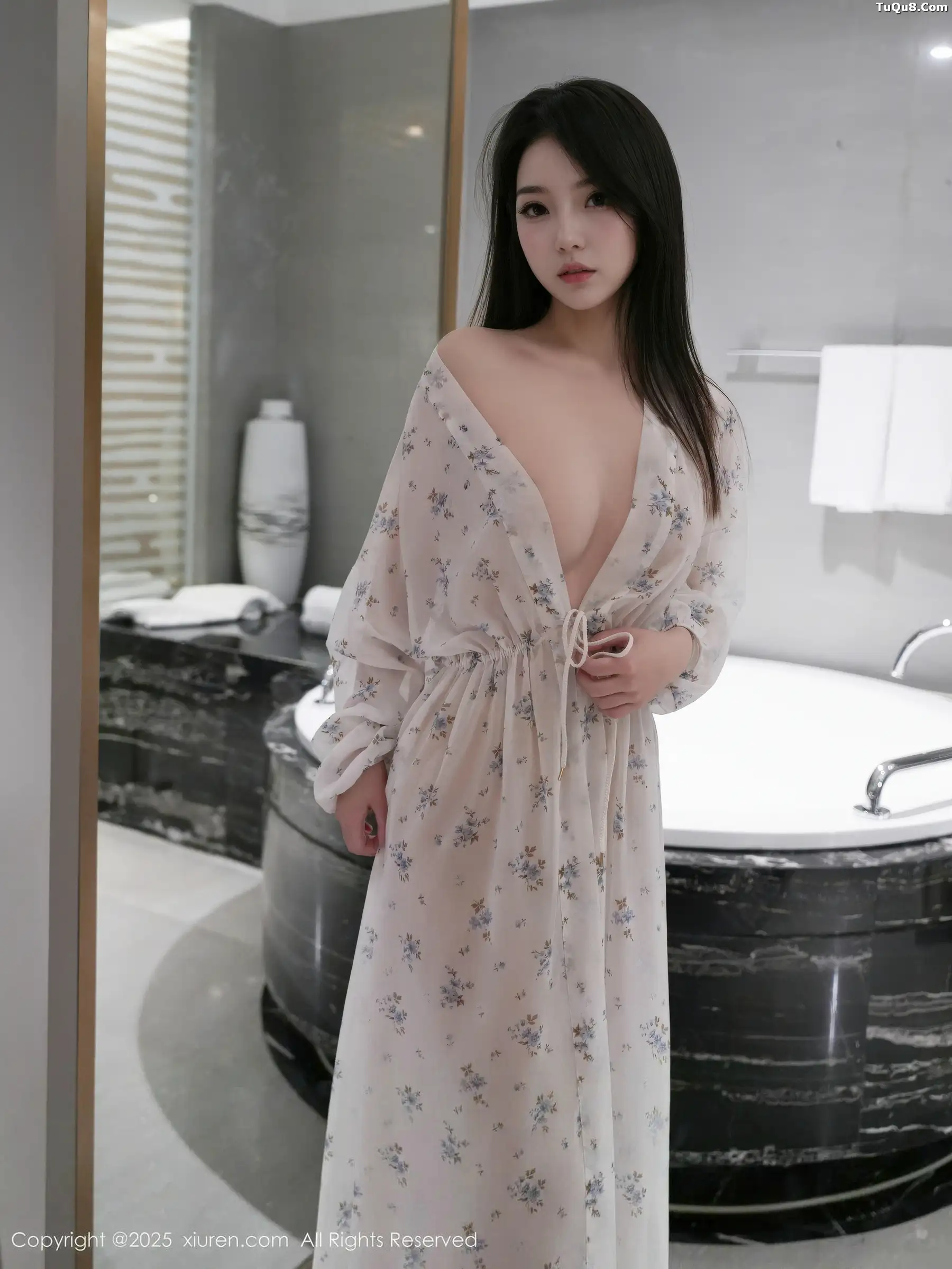 [XiuRen秀人网]第10988期烧烧小桃写真 [52P]-036