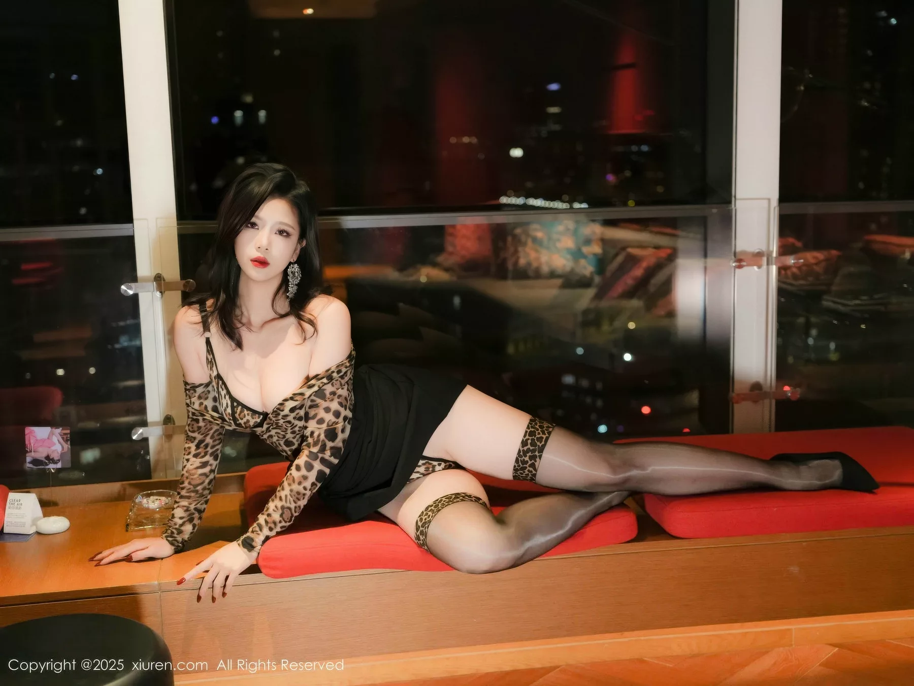 [XiuRen秀人网]第10901期玫瑰我爱你写真 [63P]-031