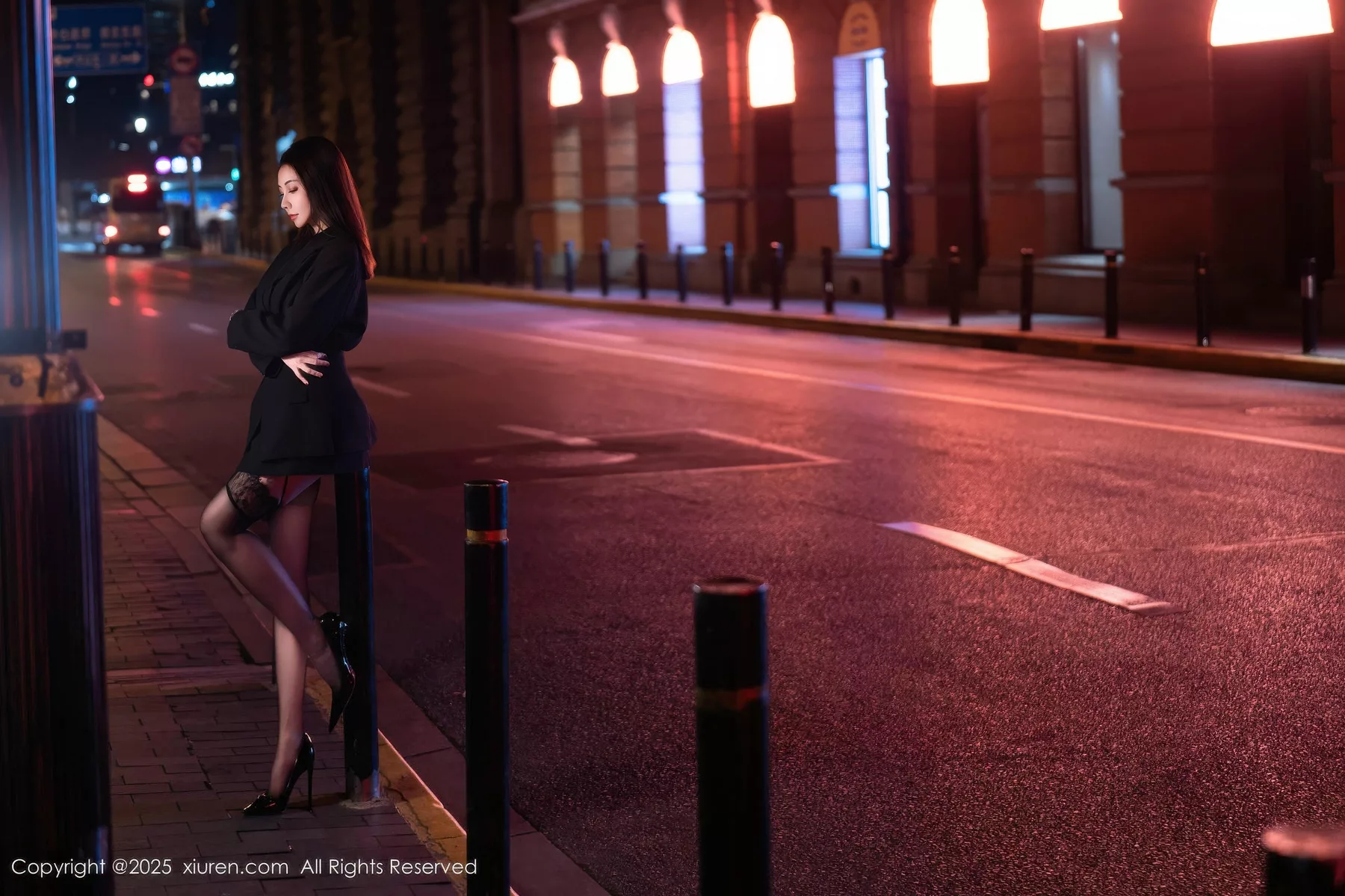 [XiuRen秀人网]第10899期果儿写真 [72P]-002