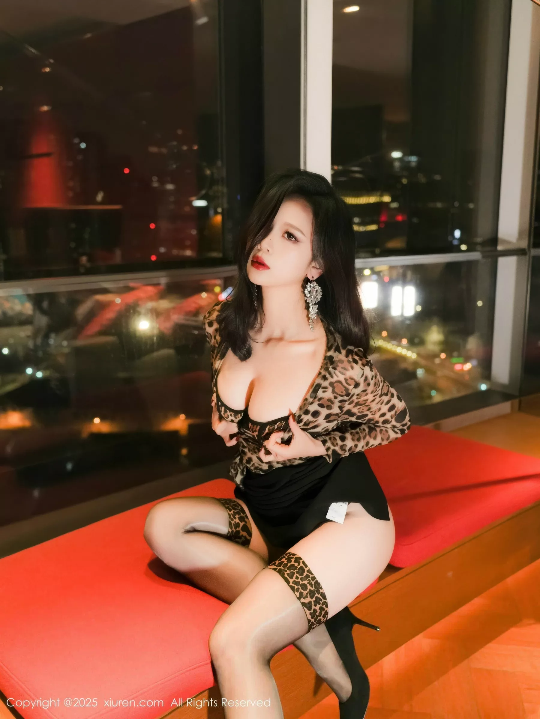 [XiuRen秀人网]第10901期玫瑰我爱你写真 [63P]-023