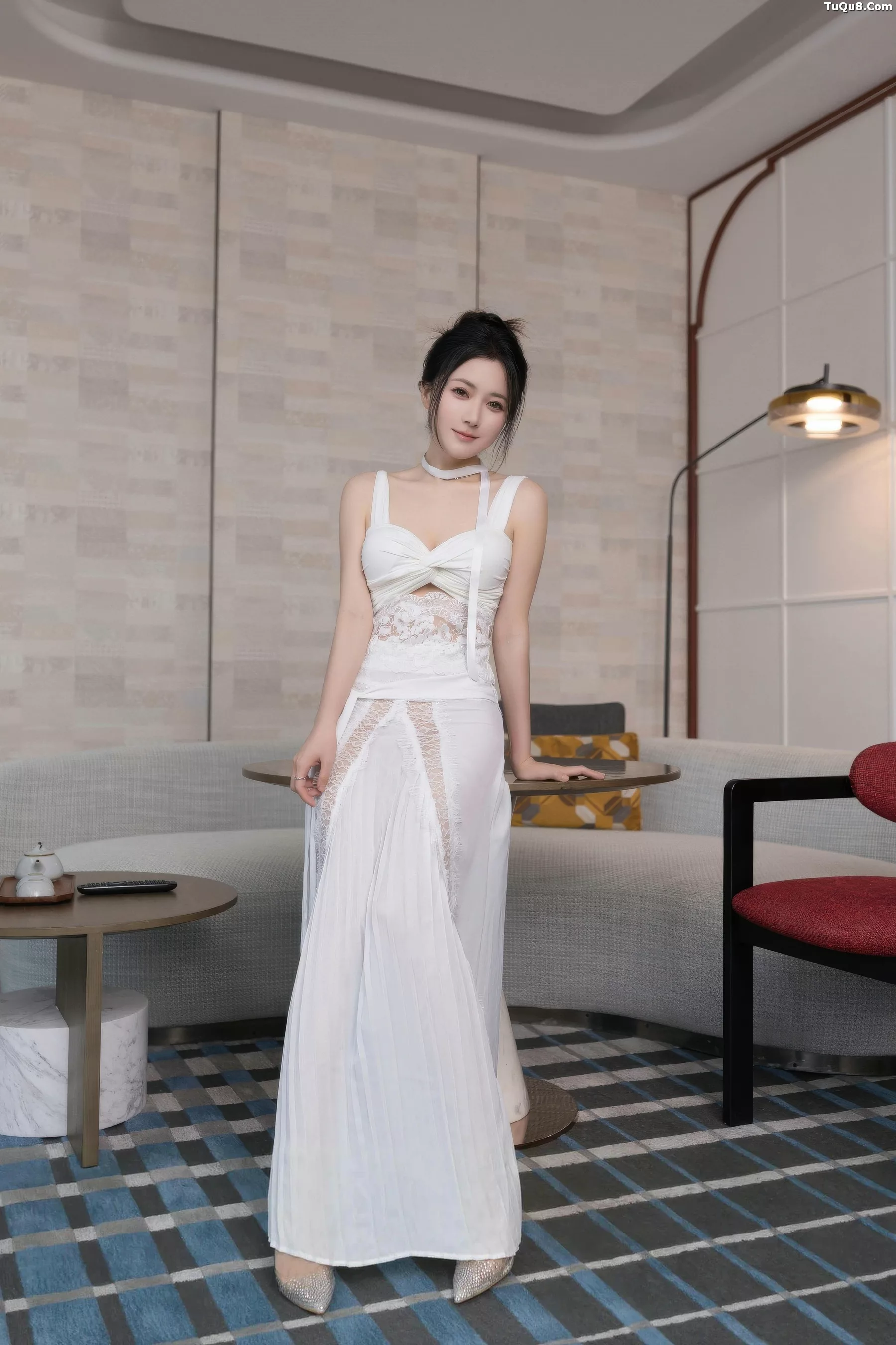 [XiuRen秀人网]第10911期鱼子酱写真 [76P]-002