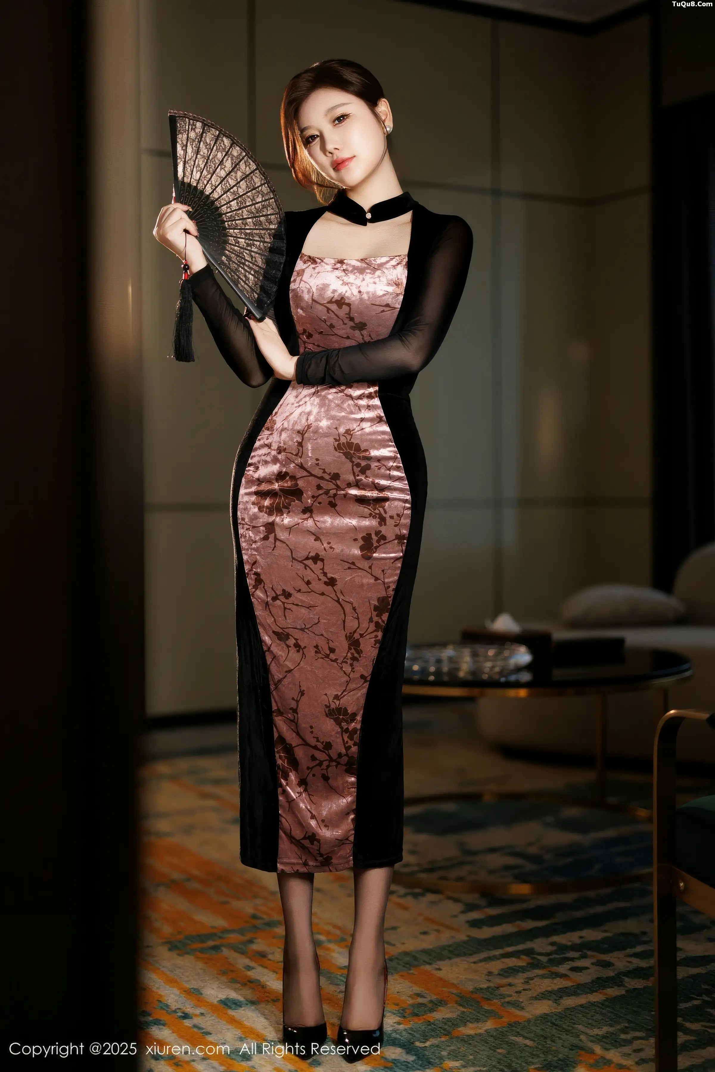 [XiuRen秀人网]第11013期CHENCHEN写真 [83P]-001