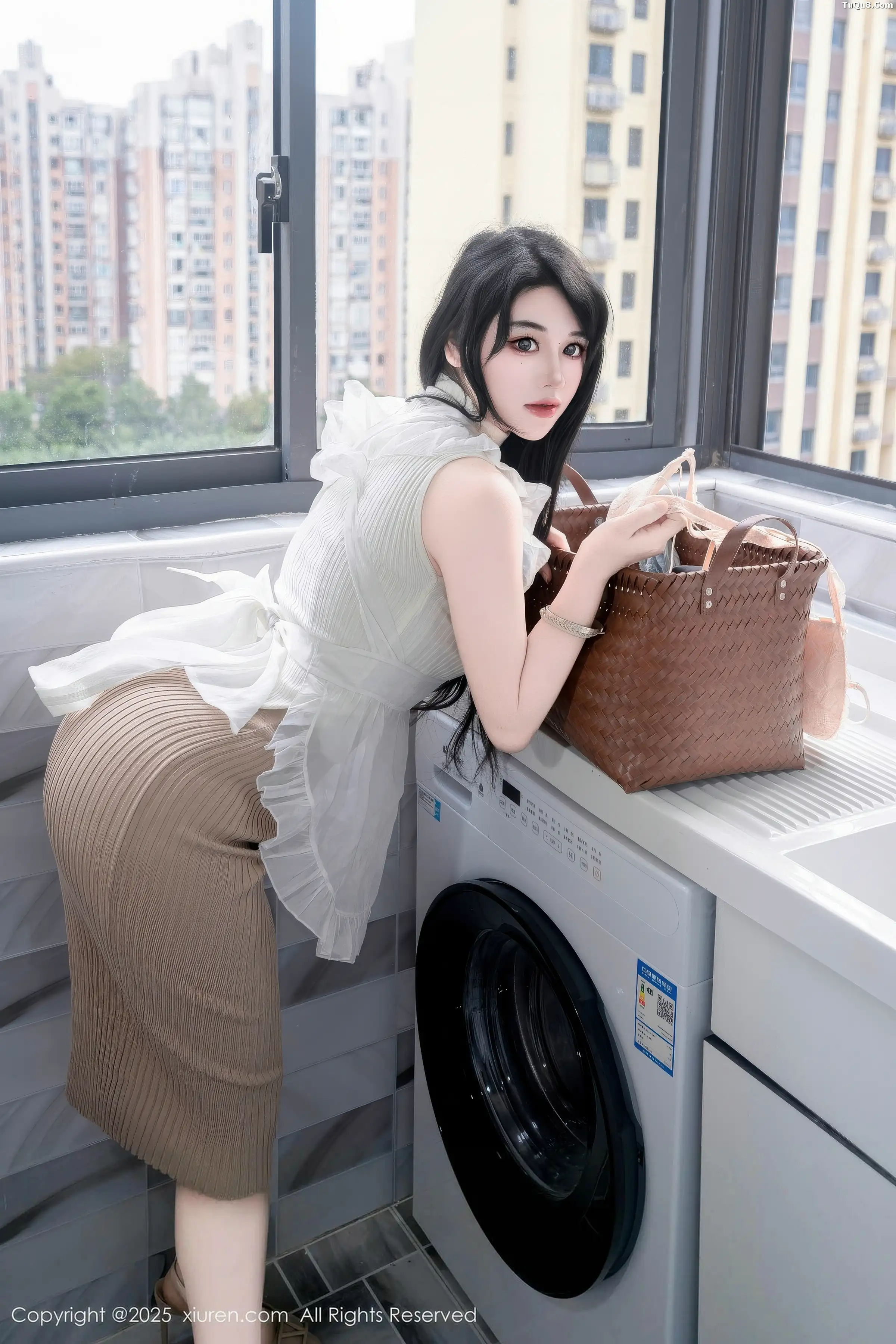 [XiuRen秀人网]第11010期汐汐爱吃草莓写真 [83P]-009