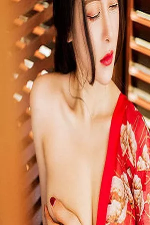 [YouMi尤蜜荟]第104期穆菲菲写真 [43P]