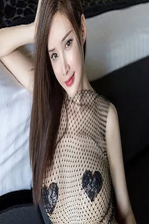 [YouMi尤蜜荟]第208期奶瓶土肥圆写真 [44P]