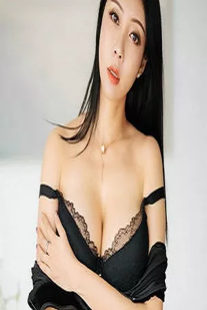 [XiuRen秀人网]第1813期果儿写真 [56P]