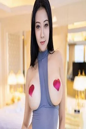 [YouMi尤蜜荟]第421期果儿写真 [44P]